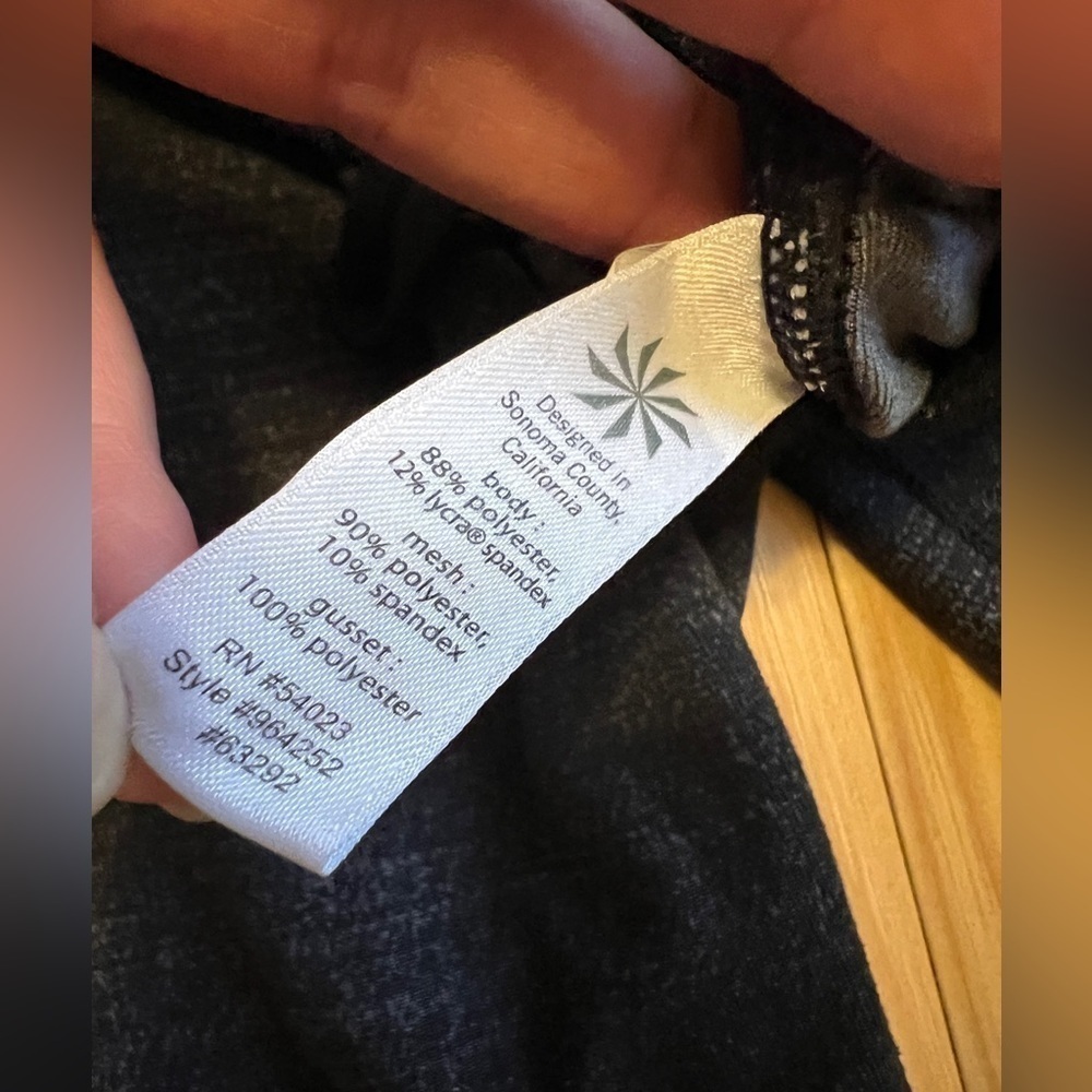 2 for $10 | Athleta Icy Haze Be Free Knicker Capri Legging Women’s XS - Picture 7 of 13